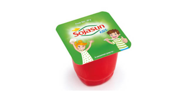 Sojasun Kids à la fraise, le dessert végétal des enfants !